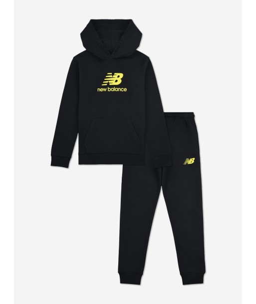 New Balance Boys Brush Back Stacked Logo Tracksuit in Black Fin de série